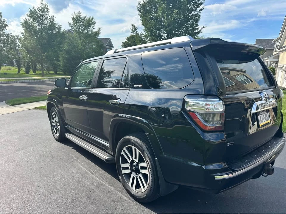 2017 Toyota 4Runner 5th Gen - Image 7 of 13