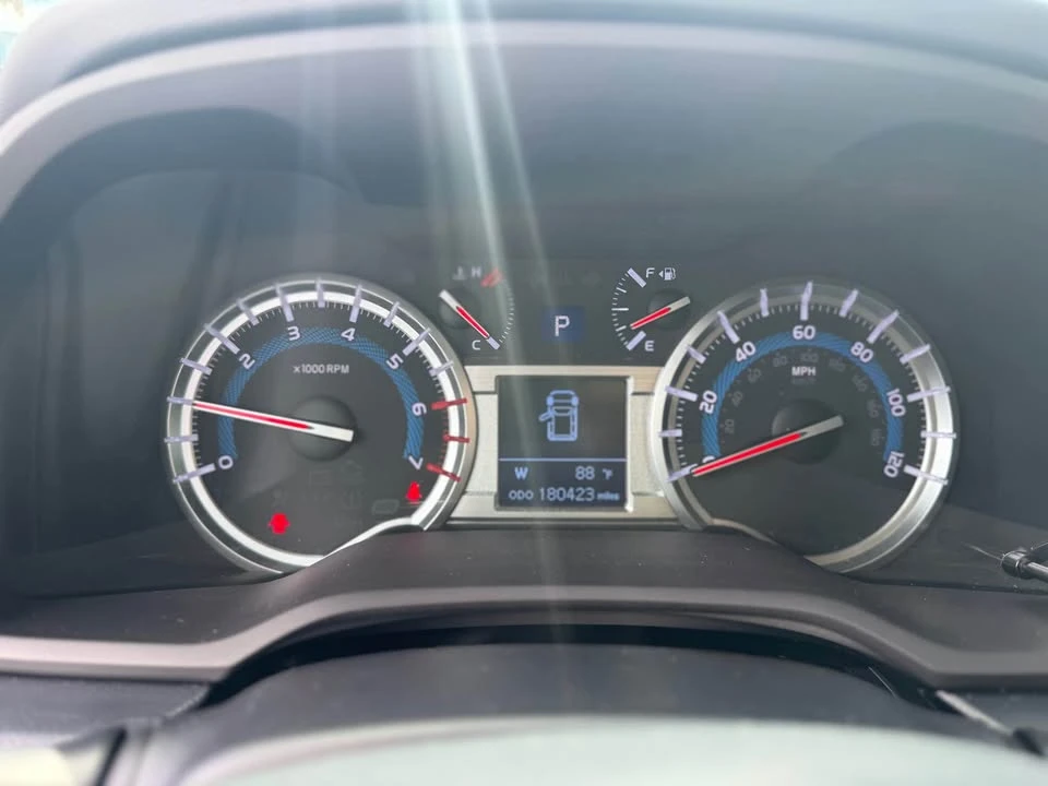 2017 Toyota 4Runner 5th Gen - Image 8 of 12
