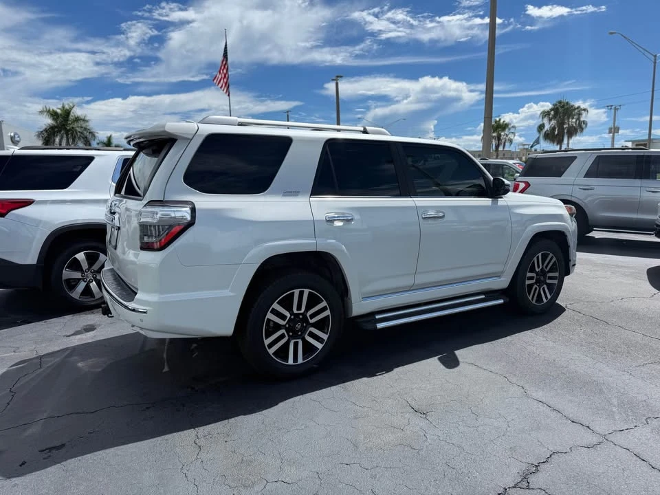 2017 Toyota 4Runner 5th Gen - Image 4 of 12