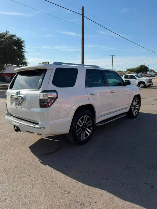 2017 Toyota 4Runner 5th Gen - Image 8 of 9