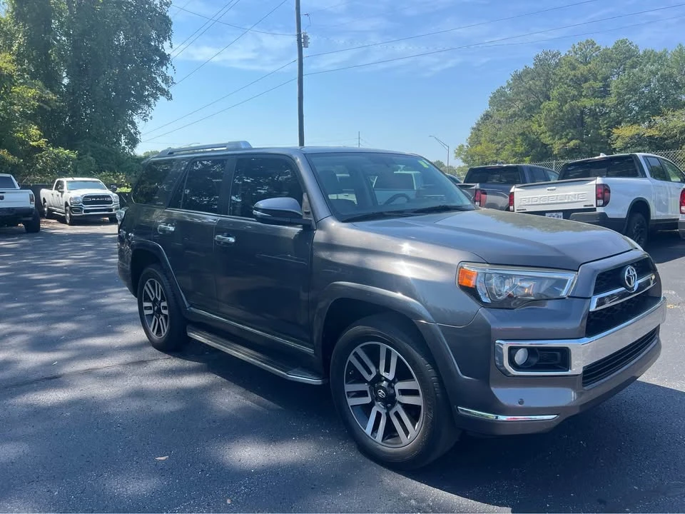 2017 Toyota 4Runner 5th Gen - Image 2 of 9