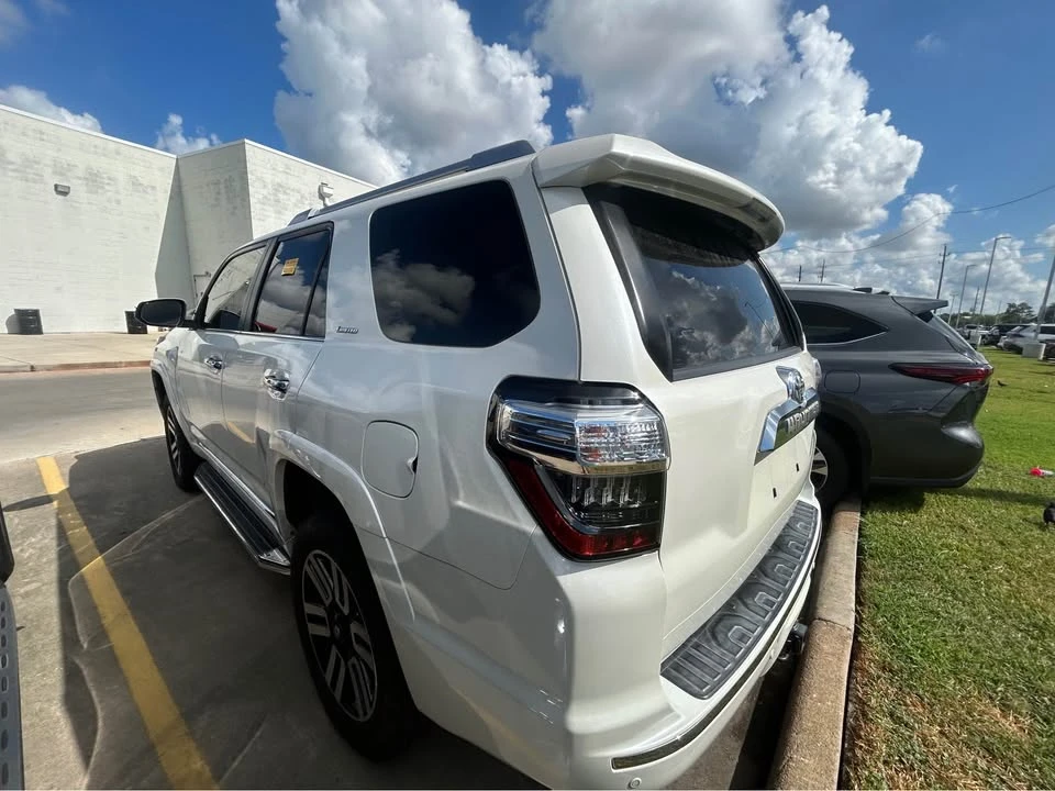 2017 Toyota 4Runner 5th Gen - Image 4 of 4