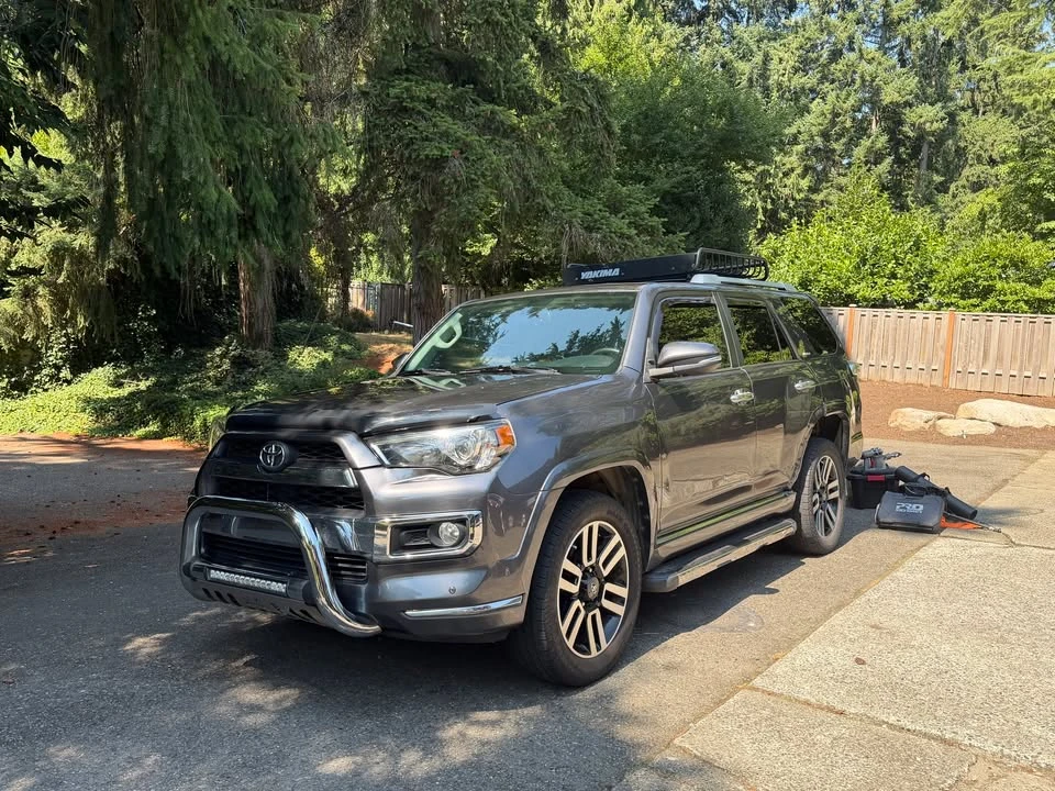 2017 Toyota 4Runner 5th Gen - Image 2 of 9