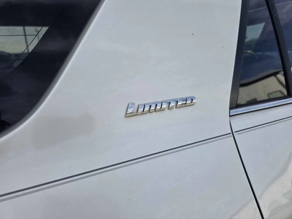 2017 Toyota 4Runner 5th Gen - Image 9 of 10