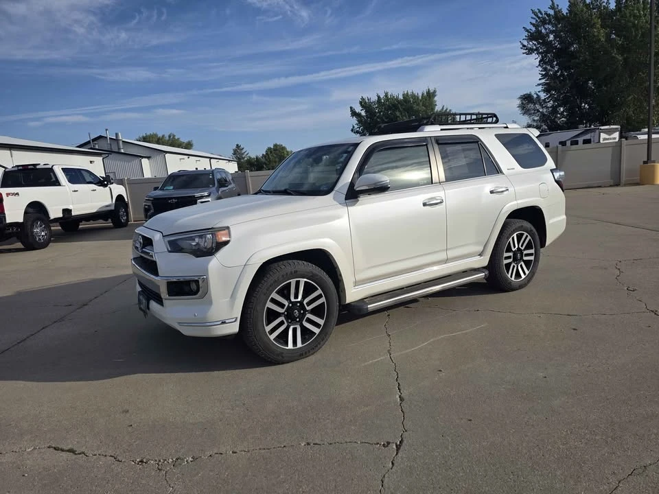 2017 Toyota 4Runner 5th Gen - Image 6 of 10