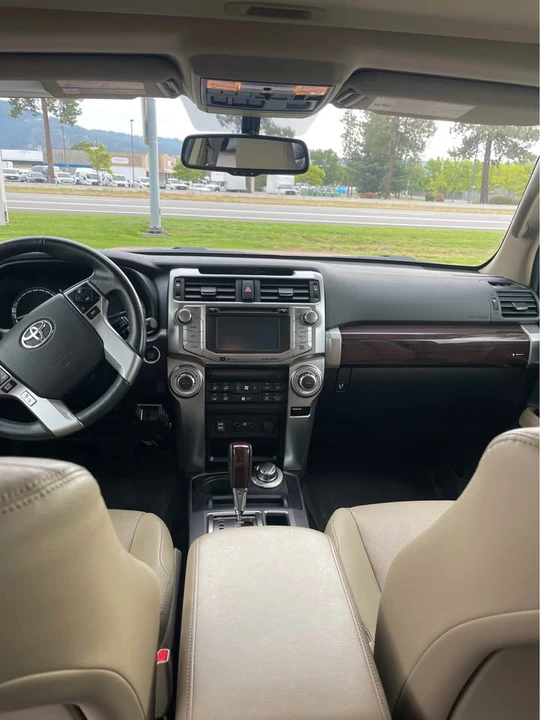 2017 Toyota 4Runner 5th Gen - Image 8 of 11