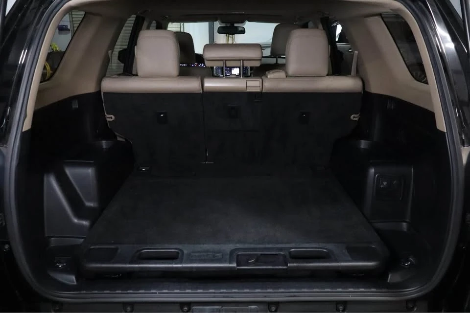 2017 Toyota 4Runner 5th Gen - Image 11 of 20