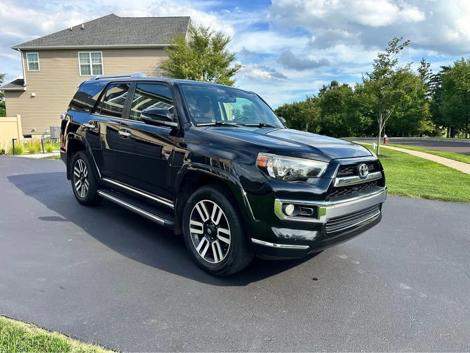 2017 Toyota 4Runner 5th Gen - Image 11 of 14