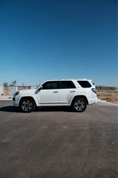 2017 Toyota 4Runner 5th Gen - Image 9 of 16