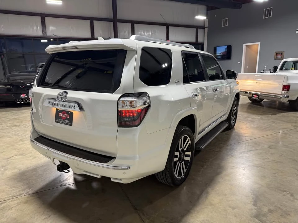 2017 Toyota 4Runner 5th Gen - Image 7 of 20