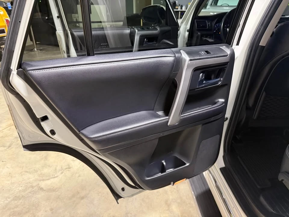 2017 Toyota 4Runner 5th Gen - Image 14 of 20