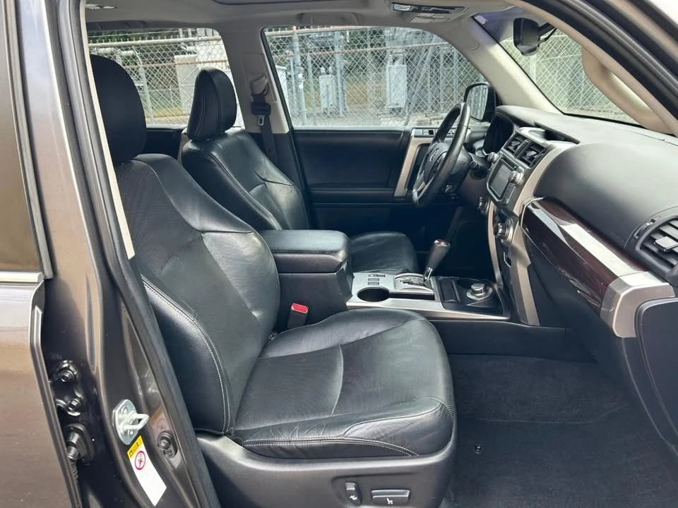 2017 Toyota 4Runner 5th Gen - Image 19 of 20
