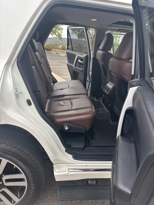 2017 Toyota 4Runner 5th Gen - Image 11 of 23