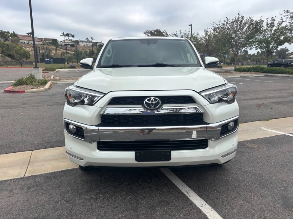 2017 Toyota 4Runner 5th Gen - Image 7 of 23
