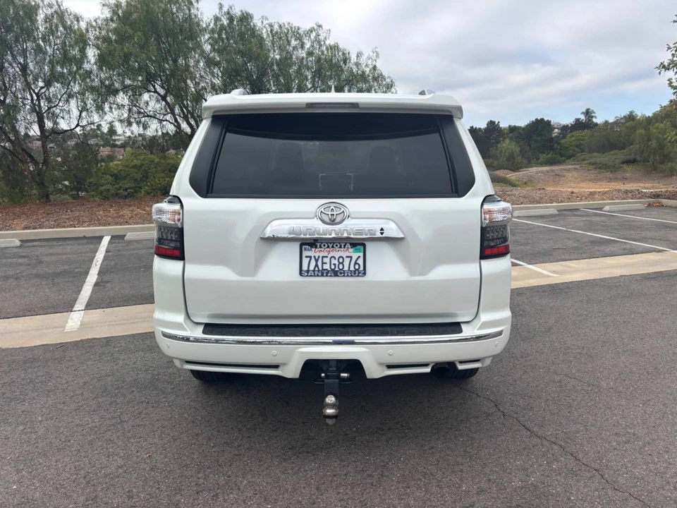 2017 Toyota 4Runner 5th Gen - Image 4 of 23