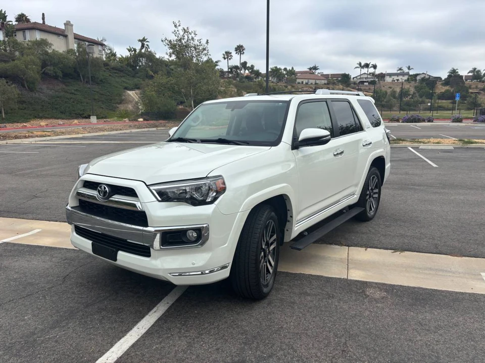 2017 Toyota 4Runner 5th Gen - Image 2 of 23