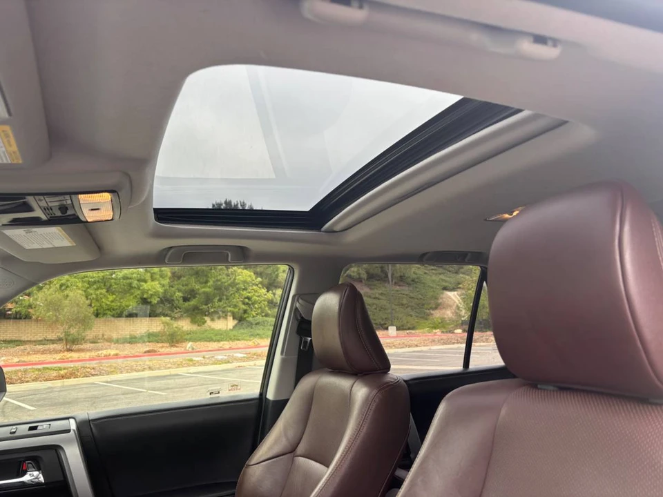 2017 Toyota 4Runner 5th Gen - Image 9 of 23