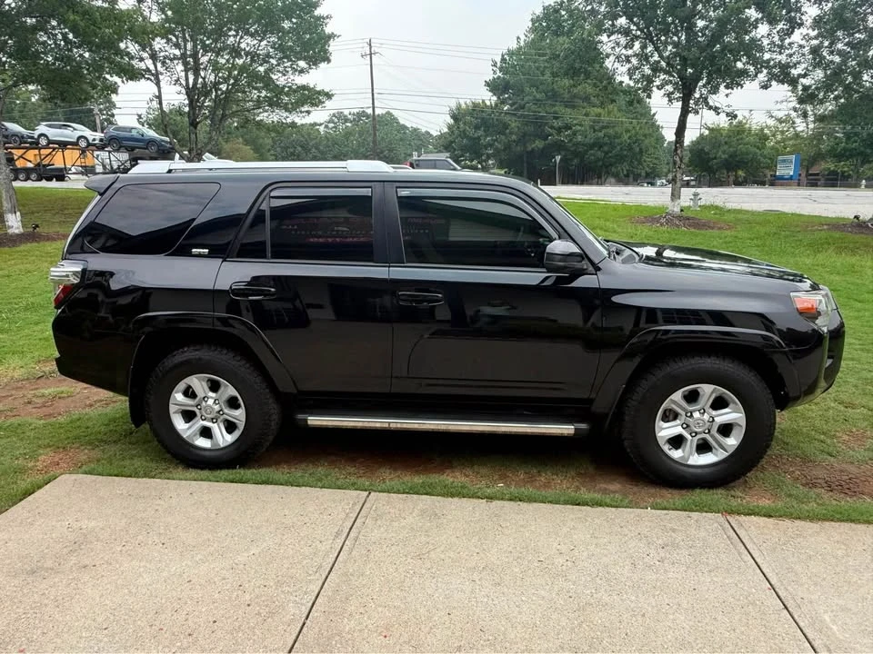 2017 Toyota 4Runner 5th Gen - Image 4 of 19