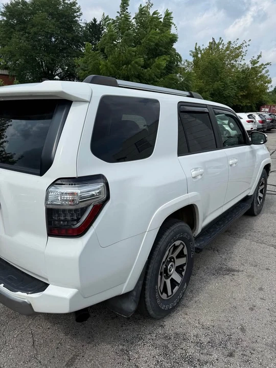 2017 Toyota 4Runner 5th Gen - Image 6 of 14
