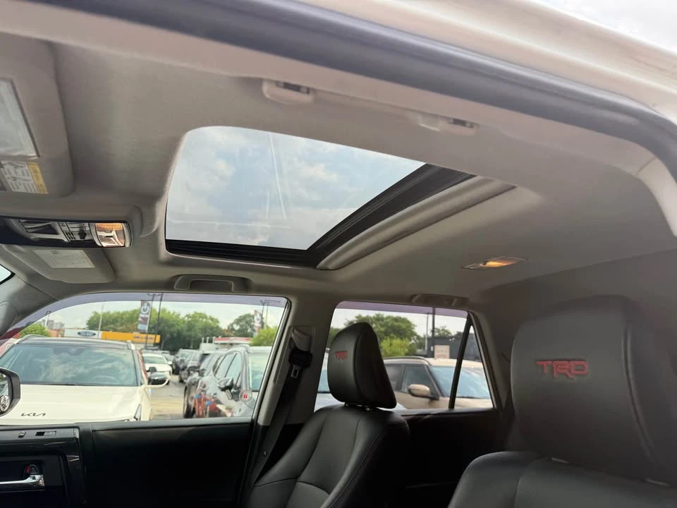 2017 Toyota 4Runner 5th Gen - Image 9 of 14