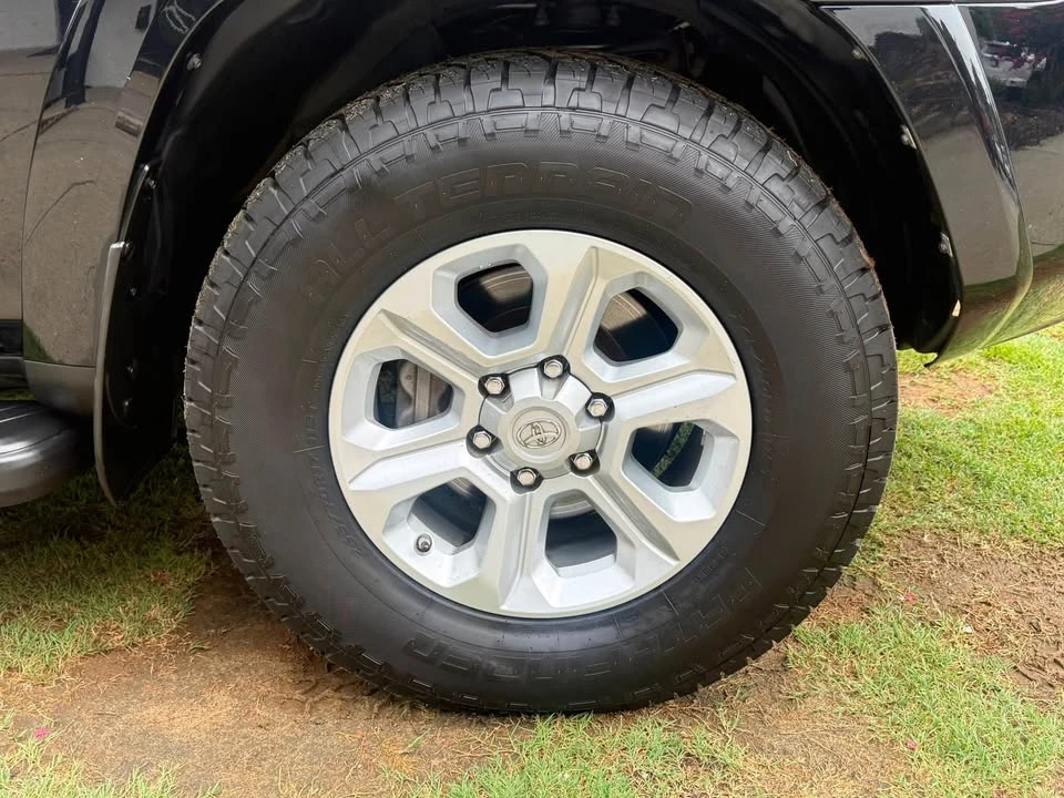 2017 Toyota 4Runner 5th Gen - Image 17 of 19