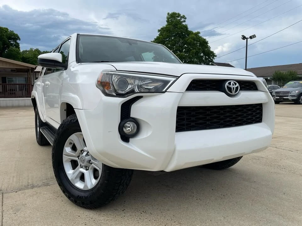 2017 Toyota 4Runner 5th Gen - Image 2 of 20