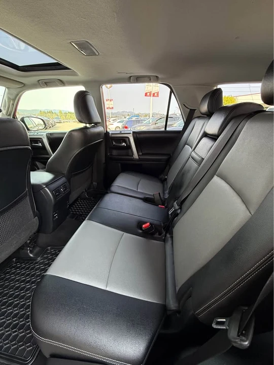 2017 Toyota 4Runner 5th Gen - Image 10 of 20