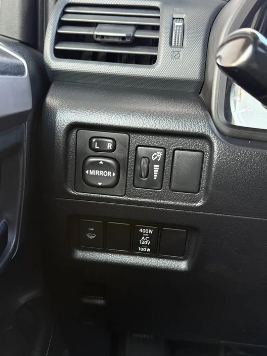 2017 Toyota 4Runner 5th Gen - Image 18 of 20