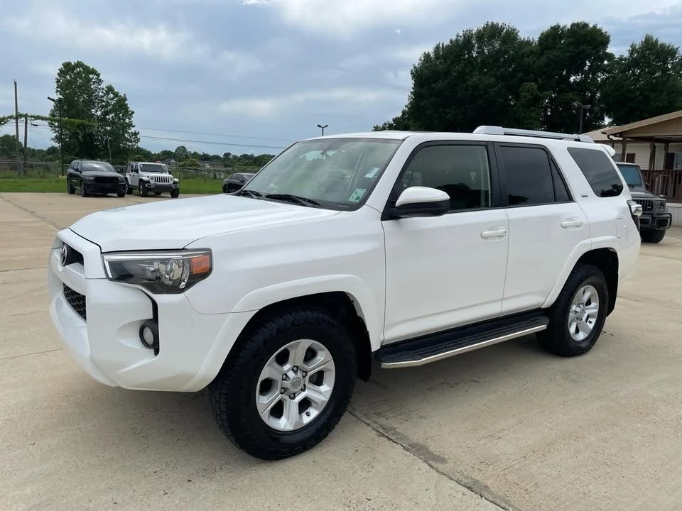 2017 Toyota 4Runner 5th Gen - Image 9 of 20