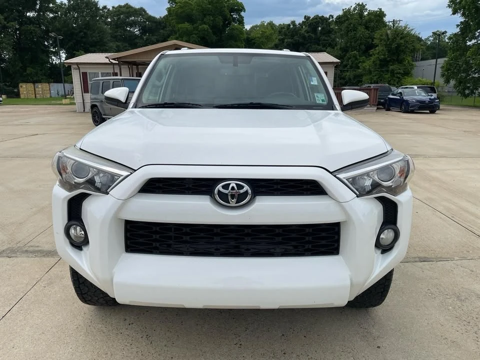 2017 Toyota 4Runner 5th Gen - Image 10 of 20