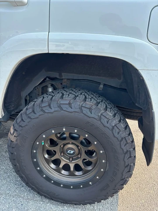 2017 Toyota 4Runner 5th Gen - Image 3 of 5