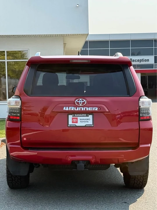 2017 Toyota 4Runner 5th Gen - Image 5 of 20