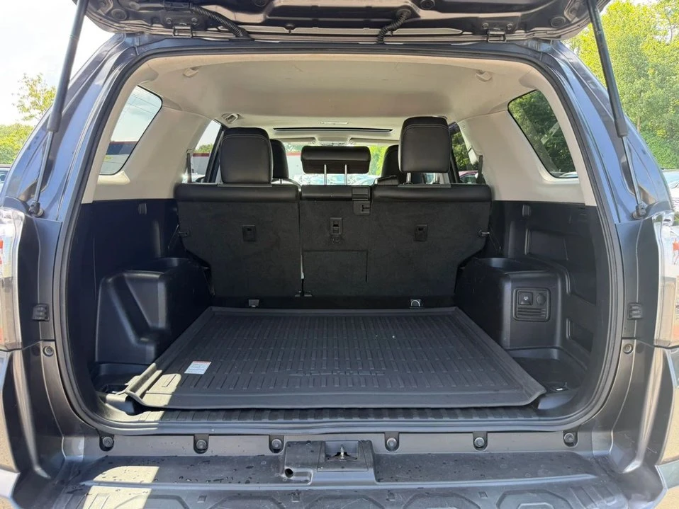 2017 Toyota 4Runner 5th Gen - Image 19 of 20