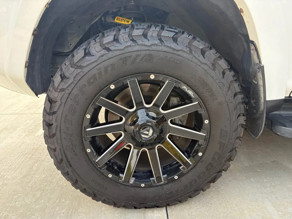 2017 Toyota 4Runner 5th Gen - Image 7 of 11