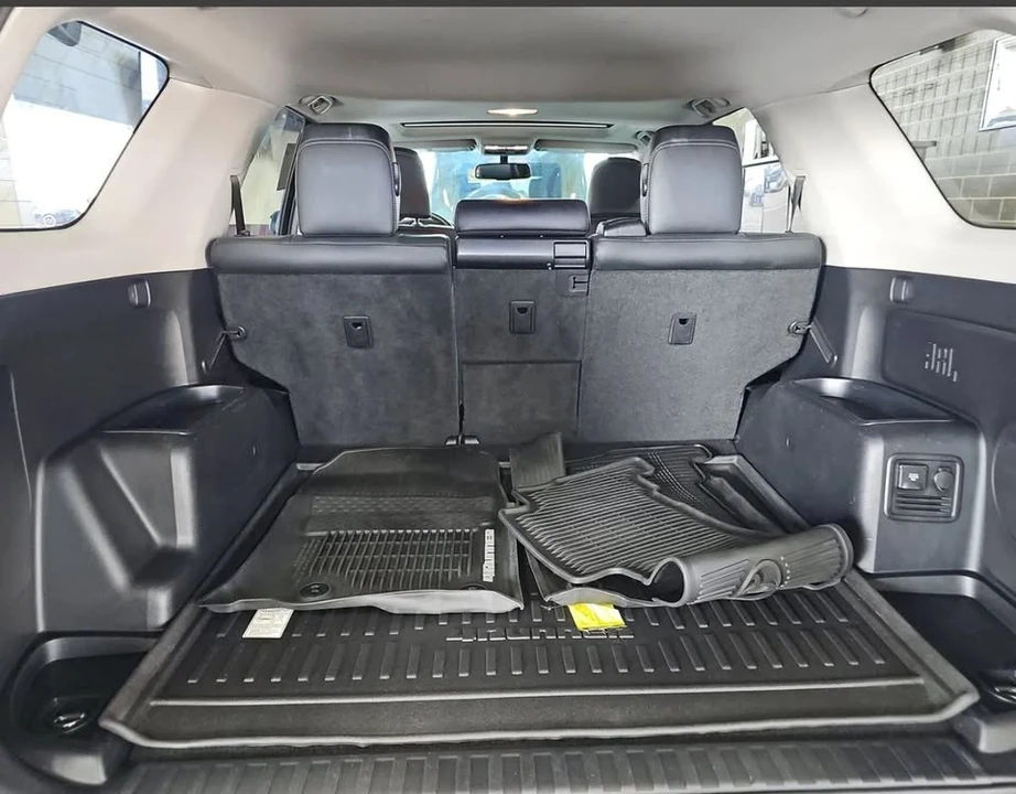 2017 Toyota 4Runner 5th Gen - Image 6 of 16