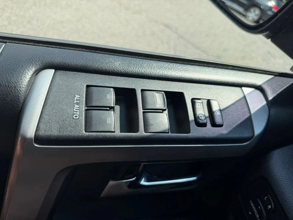 2017 Toyota 4Runner 5th Gen - Image 13 of 20
