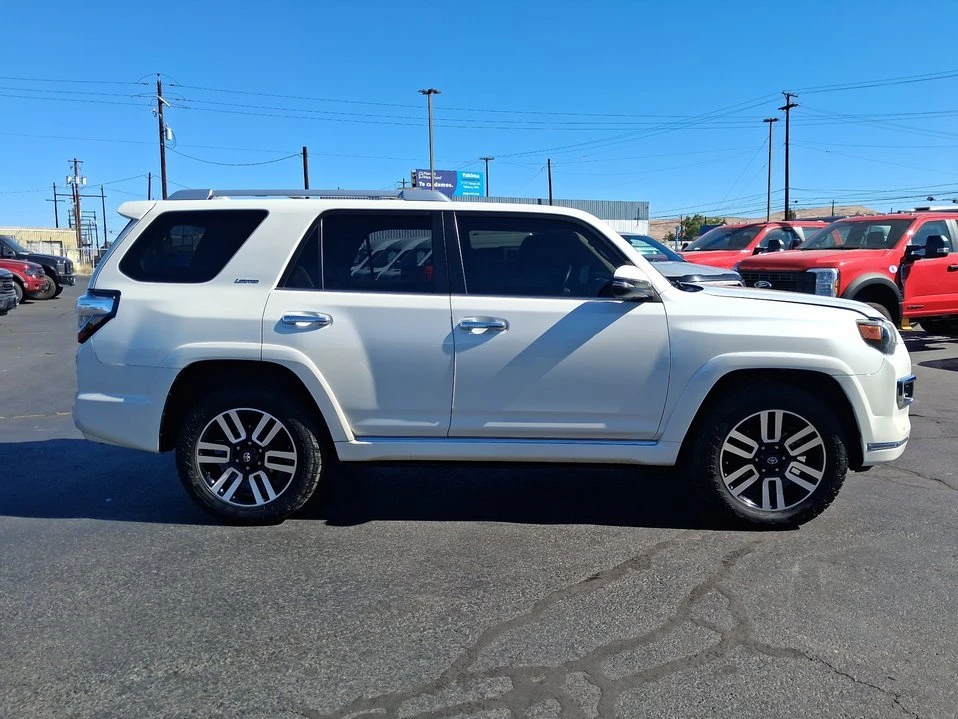 2017 Toyota 4Runner 5th Gen - Image 4 of 18