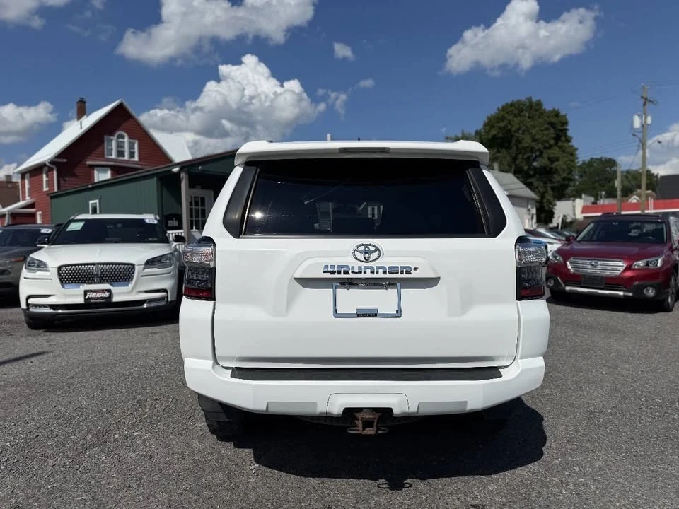 2017 Toyota 4Runner 5th Gen - Image 4 of 20