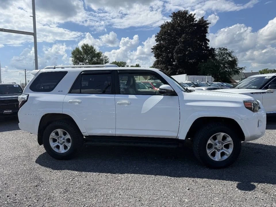 2017 Toyota 4Runner 5th Gen - Image 2 of 20