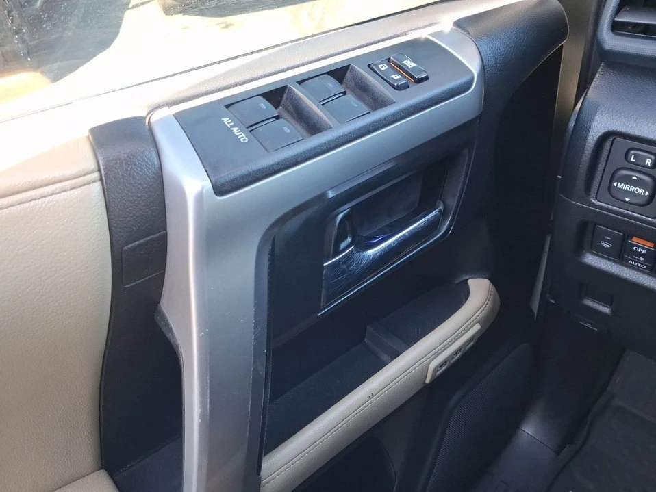 2017 Toyota 4Runner 5th Gen - Image 18 of 18
