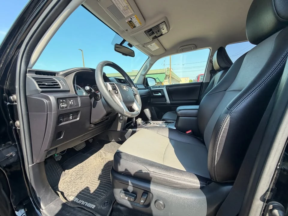 2017 Toyota 4Runner 5th Gen - Image 9 of 11