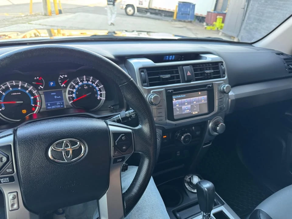 2017 Toyota 4Runner 5th Gen - Image 5 of 7