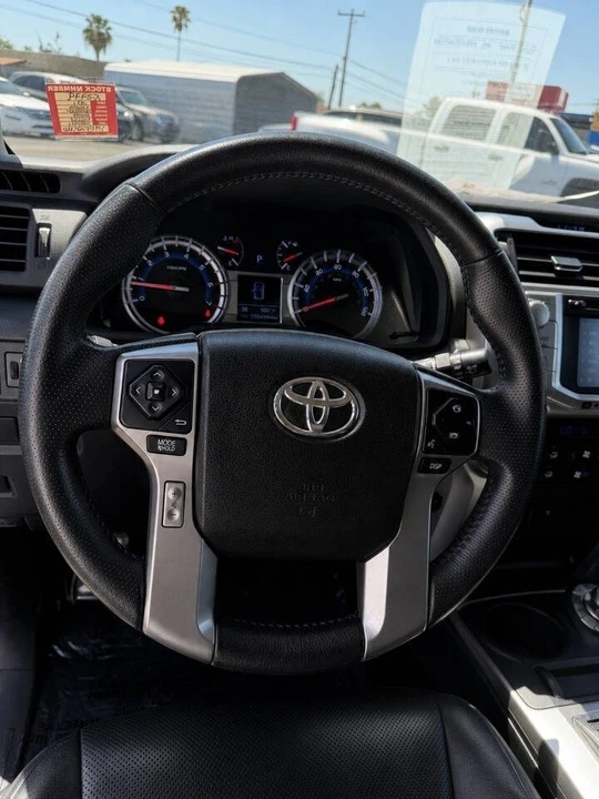 2017 Toyota 4Runner 5th Gen - Image 7 of 11