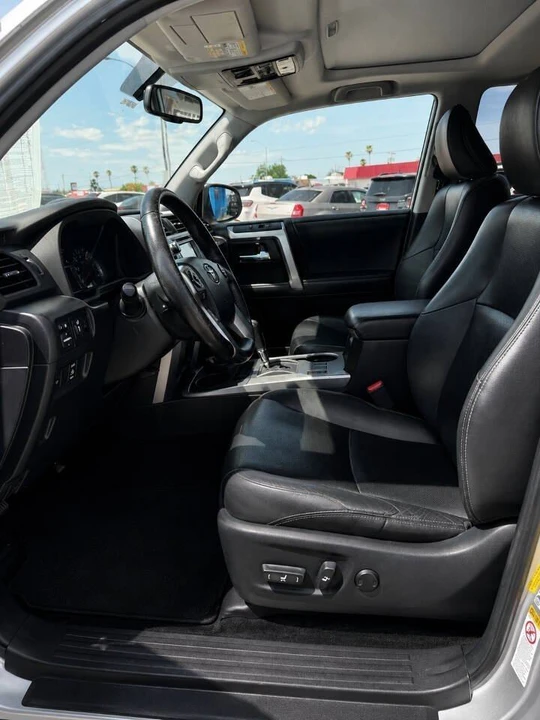 2017 Toyota 4Runner 5th Gen - Image 4 of 11