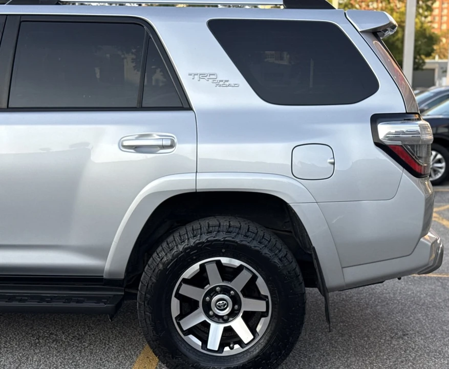 2017 Toyota 4Runner 5th Gen - Image 9 of 15