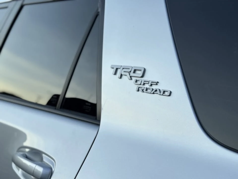 2017 Toyota 4Runner 5th Gen - Image 11 of 15