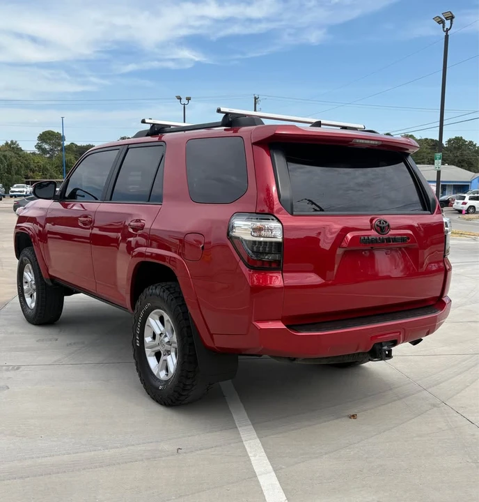 2017 Toyota 4Runner 5th Gen - Image 9 of 10