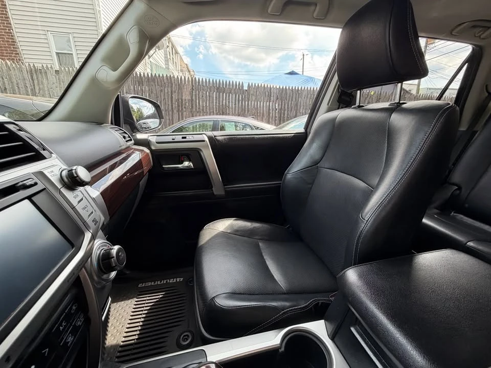 2017 Toyota 4Runner 5th Gen - Image 10 of 17