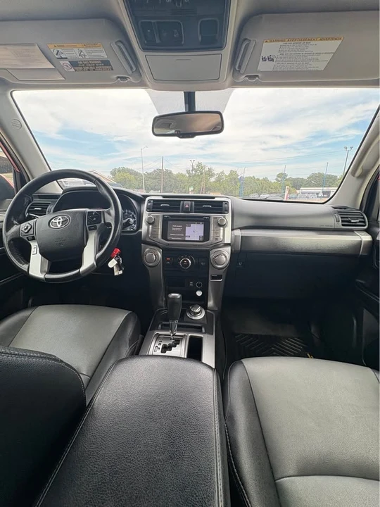 2017 Toyota 4Runner 5th Gen - Image 5 of 10