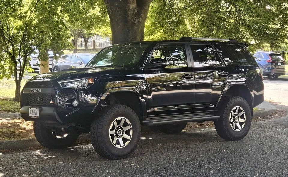 2017 Toyota 4Runner 5th Gen - Image 3 of 18